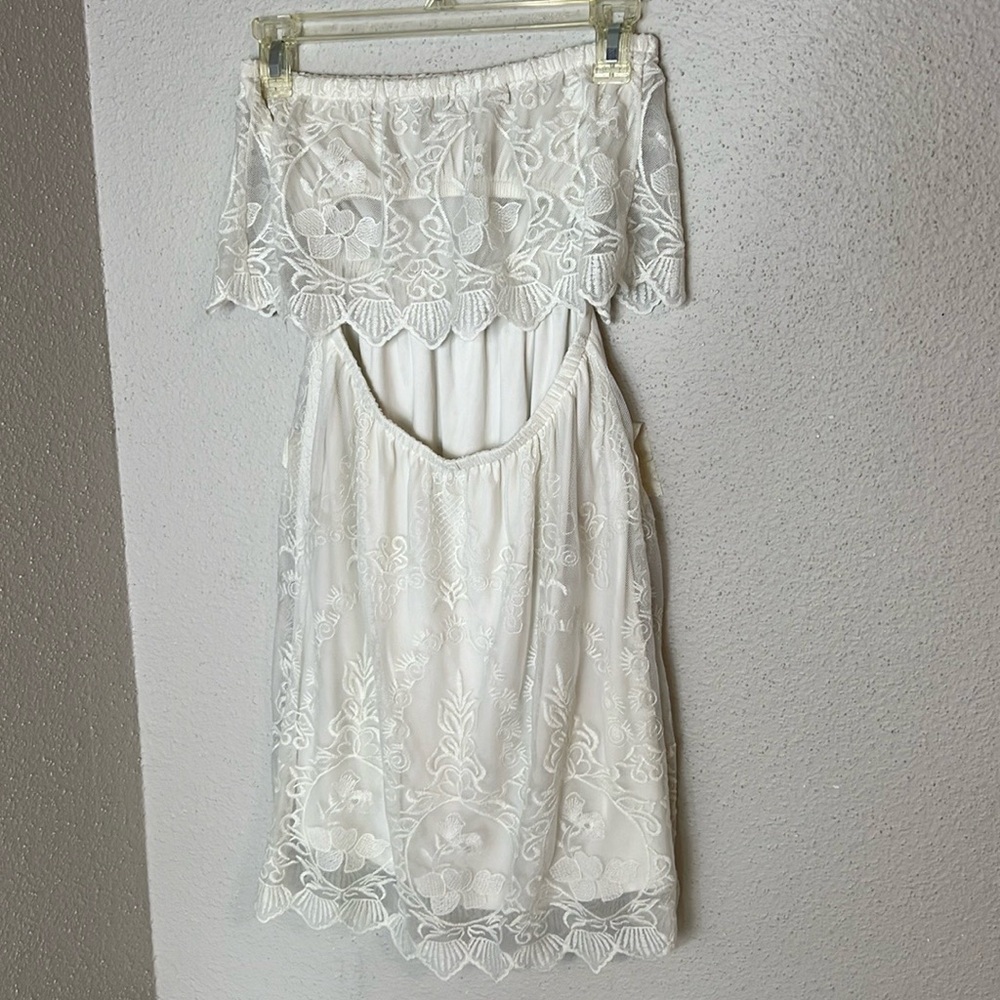 Express Bandeau Dress Ivory Lace Flounce Top Back Cut Out Mini Size XS
